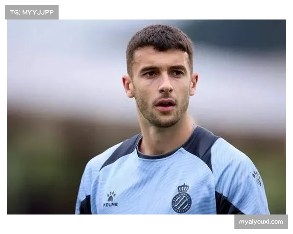 门将霍安·加西亚多次精彩扑救，助巴萨零封对手